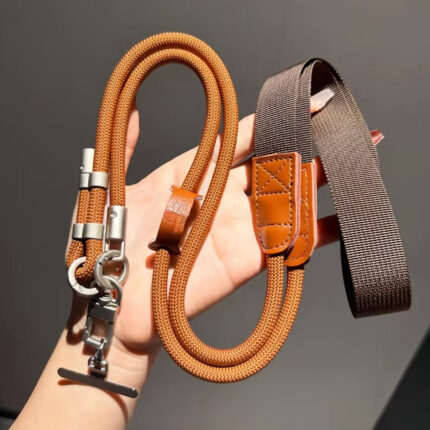 Adjustable phone strap, crossbody for men and women, durable for outdoor use, anti loss design, with a 360 degree rotating metal hook