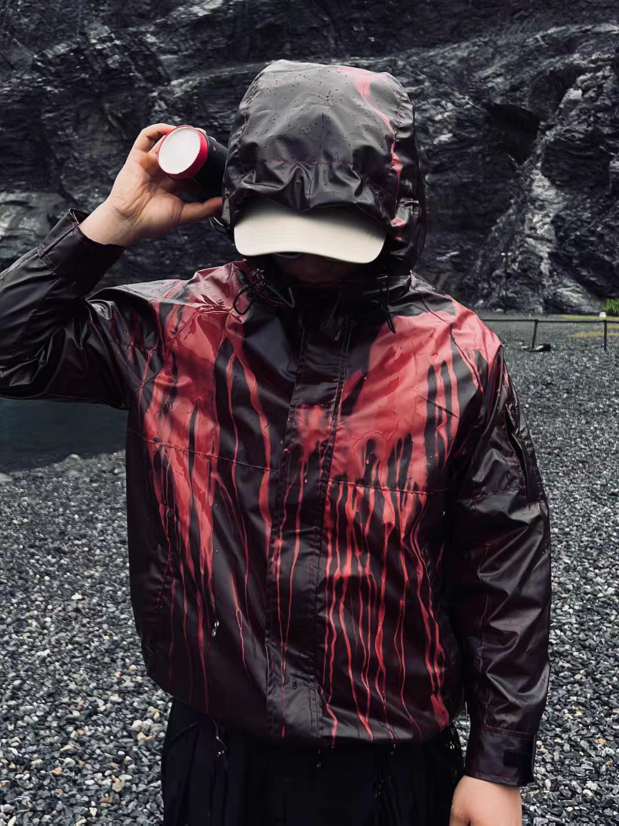 thermochromic-jacket-1.png