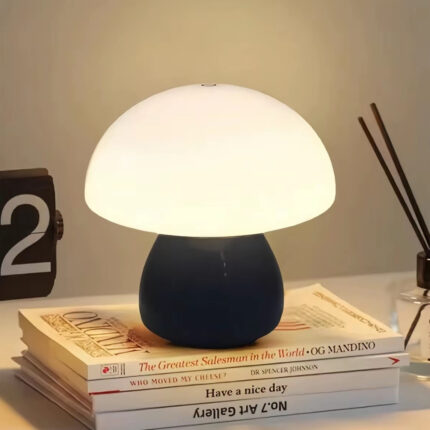 Mushroom Table Lamp Charging Touch Desk Coffee Bar, Hotel Bedroom Decoration, Nordic Creative Atmosphere, Small Night Light